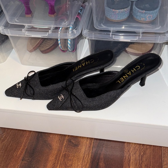 CHANEL Shoes - CHANEL Gray Kitten Heel Mules